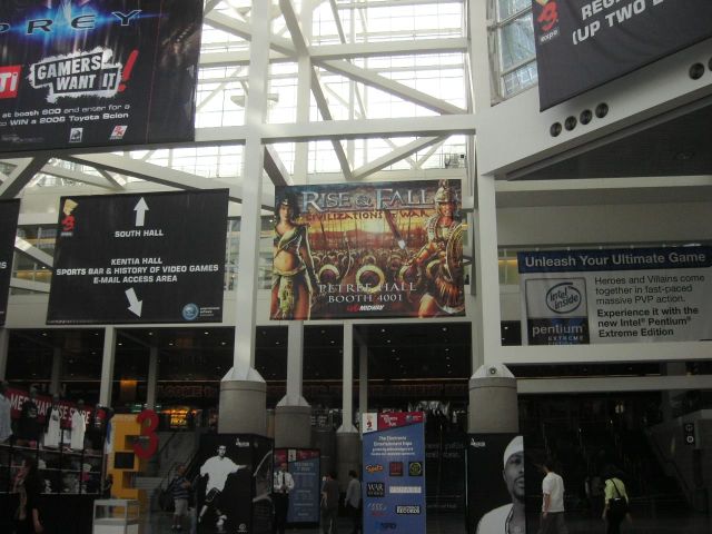 E3 2005 atrium shot 2.jpg